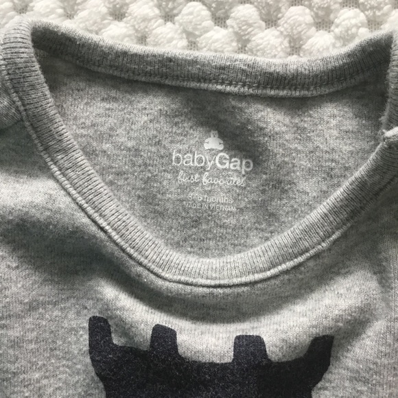 BABY GAP ONESIE KING OF THE CASTLE 3/6 MONTH NWOT - Picture 2 of 5